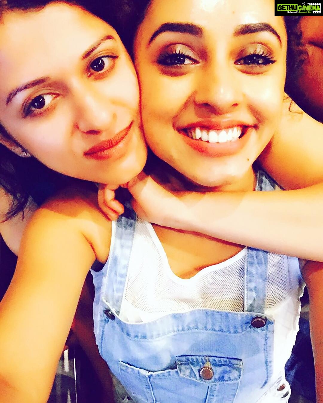Pearle Maaney Instagram - @reshmamenon Toronto.. Canada times!❤️❤️❤️