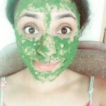 Pearle Maaney Instagram - My Lazy Days be like 👻 Scary!!!!! 😂😂😂 PS: For the curious ones! This is Neem leaf + turmeric + lime = My Awesome Facepack!!! "Do this every 2 days and you will have healthy skin😎👍" Said my Mommy !!!! 🙏🏻💃🏻