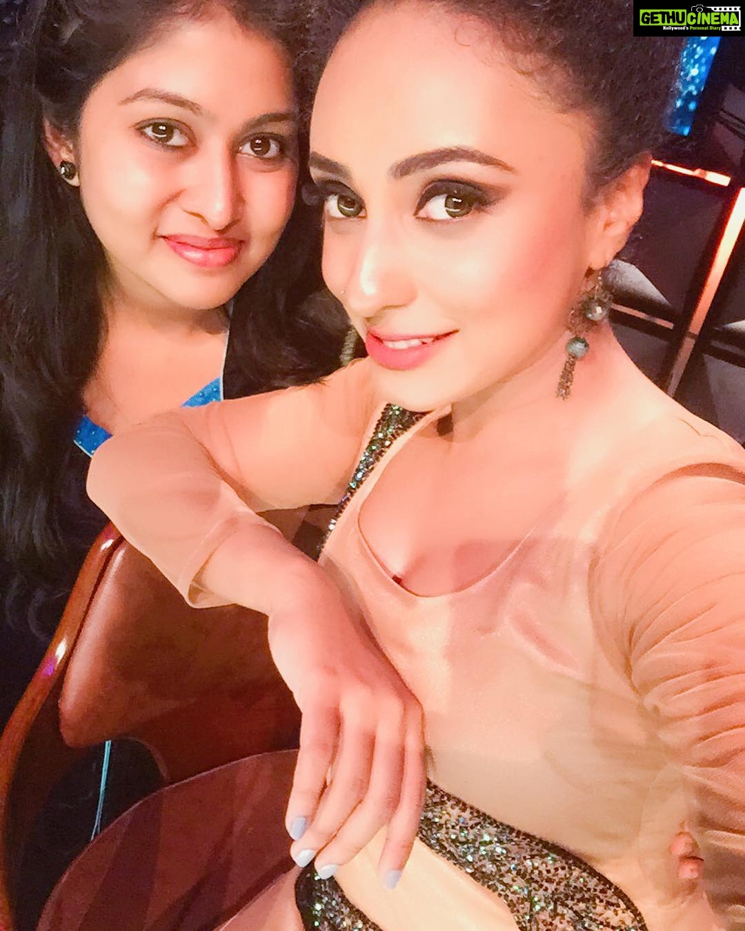 Pearle Maaney Instagram - With Aanu Nobby .. My designer , Stylist and my chweet friend