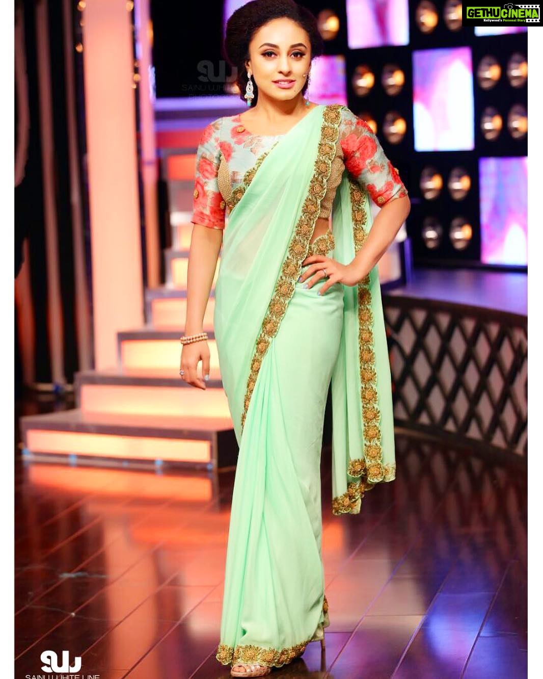 Pearle Maaney Instagram - Sainu Whiteline Photography... Saree by T&M by Tiya Mariya