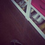 Pearle Maaney Instagram – Some days be like ” OCD ” 🙈Anyone can do this with their room.. Just Reorganise😊
#mom-is-happy #myroom