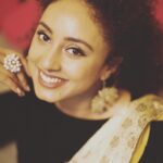 Pearle Maaney Instagram – Smile at urself… Coz u need to show yourself some love 😊❤️