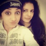 Pearle Maaney Instagram – Trying to make my Amma pose for a selfie 😈