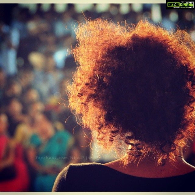 Pearle Maaney Instagram - My heart shaped hair style... and it's perspective 😃❤❤❤