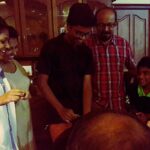 Pearle Maaney Instagram - The bday song with a twist! @ieatphysics sharath davis.. 😂