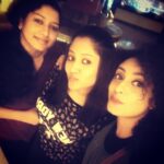 Pearle Maaney Instagram – Movie marathon with the ladies! Whole day I was at lulu mall.. yey!!! I feel so normal !!! 😊