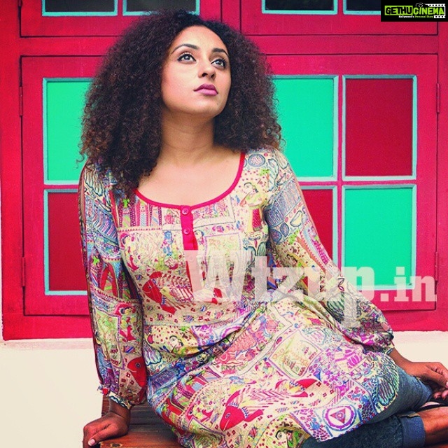 Pearle Maaney Instagram - Colours :) #wtzupkochi #biennale #fortkochin