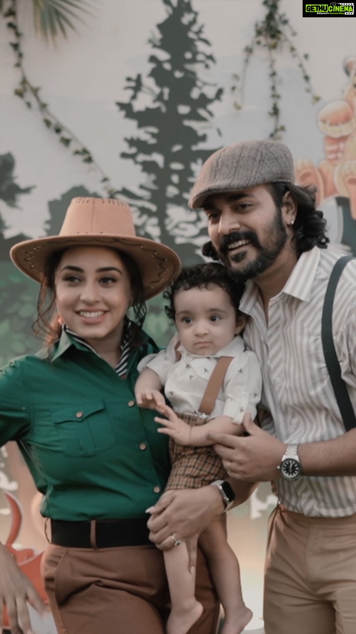 Pearle Maaney Instagram - Throwback to Nila’s 365th Day on Earth which was originally a Jungle 🦁 🦒 🦓 🦔 . . @magicmotionmedia @men_in_q_wedding @whisk_n_frost @dreams_floristsanddecorators @makeupandhairbysagallya