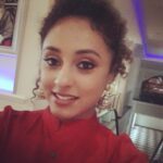 Pearle Maaney Instagram - All set for salalah ! #salalah #thaikudambridge #happy #red