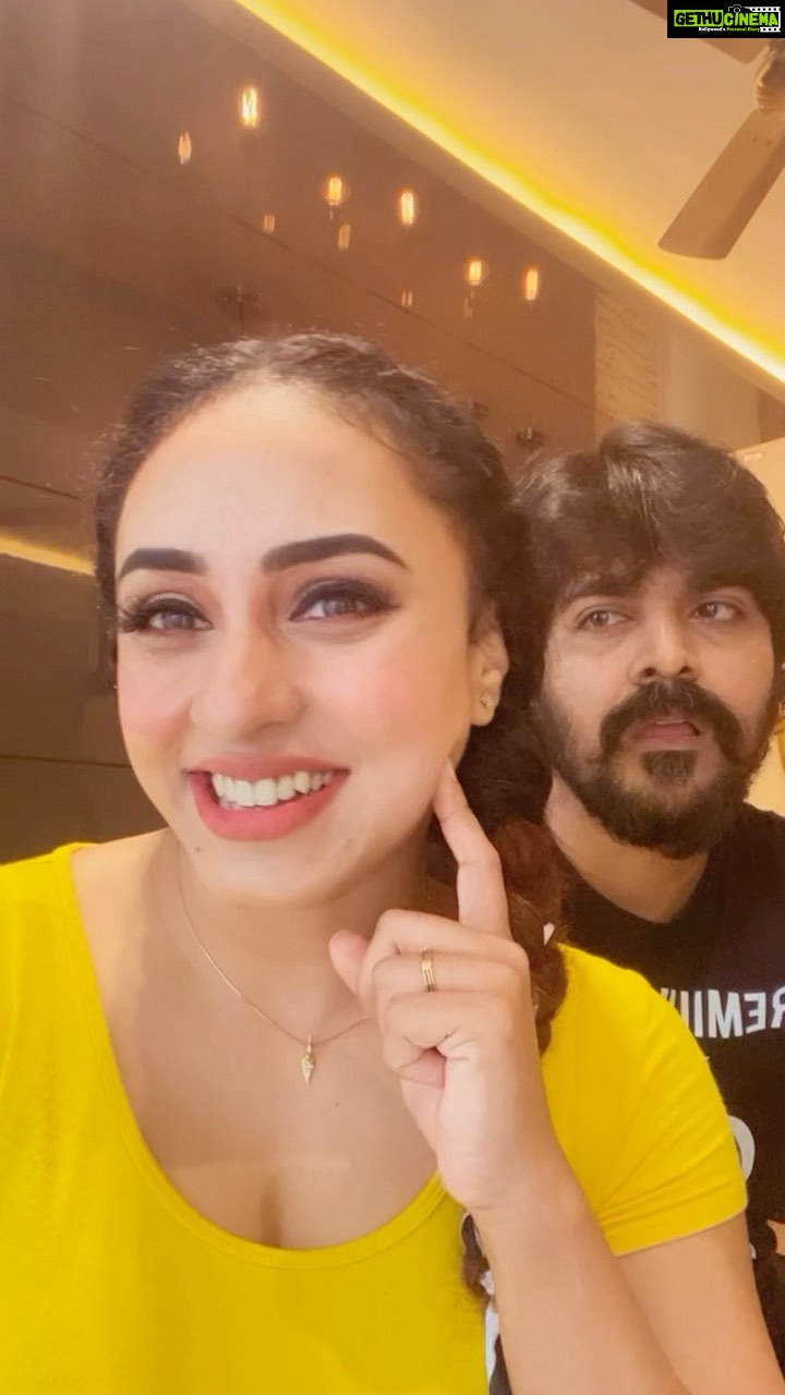 Pearle Maaney Instagram - Artham ariyilla but kollaam😁 @srinish_aravind #reelsinstagram