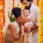 Pearle Maaney Instagram - It’s Nila’s First Onam 🌸😁🌸 . @srinish_aravind . Styled by @rn.rakhi 📸 @jiksonphotography MUA @makeupandhairbysagallya Saree @roukabysreejithjeevan Blouse @bespokecannery Shirt @oldschool_kochi Location @thestudioloc