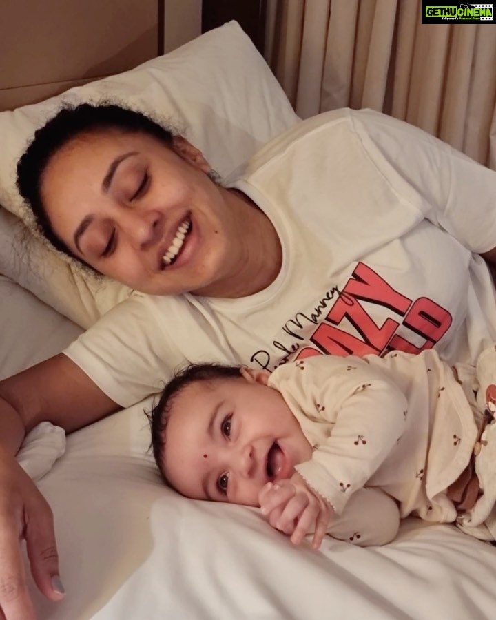 Pearle Maaney Instagram - My heart fills up with so much joy when I hear her laugh ♥️🥰 🧿 . Mommy to be @sija_rajan took this video 😍