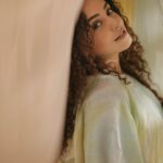 Pearle Maaney Instagram – Pastels ❤️
.
.
.
Wearing @_susan_lawrence_ 
Click @jiksonphotography