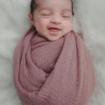 Pearle Maaney Instagram - When happiness is Everything ❤️🧿 . . @todstories 14 days old Nila.. ☘️