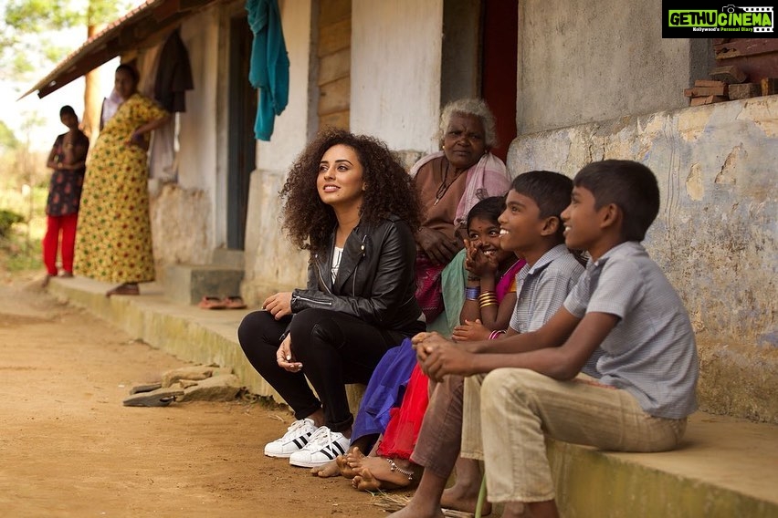 Pearle Maaney Instagram - Throwback to the days when I used to just pack my bag and travelled ❤️ Nelliyampathy Forest Range