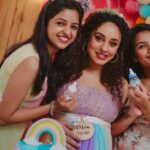 Pearle Maaney Instagram - The unicorns 🦄 who added rainbow 🌈 to this day . . Clicks : @magicmotionmedia Cakes @whisk_n_frost Decor : @thefetecompany . . @rachel_maaney @shradha_davis @rinita_davis @sneha_stars @trinita76 @anu.apu @tania_binoy @mijulapaul @ammusarah @pjmartha @aneenamanu @sija_rajan @ambysinghdabi @rasnimrf