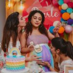 Pearle Maaney Instagram - The unicorns 🦄 who added rainbow 🌈 to this day . . Clicks : @magicmotionmedia Cakes @whisk_n_frost Decor : @thefetecompany . . @rachel_maaney @shradha_davis @rinita_davis @sneha_stars @trinita76 @anu.apu @tania_binoy @mijulapaul @ammusarah @pjmartha @aneenamanu @sija_rajan @ambysinghdabi @rasnimrf