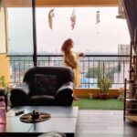 Pearle Maaney Instagram - ....And then there are days like these when all I do is Chill, Relax and practice the power of Now. 😋 . @srinish_aravind filling his phone with memories like these.. ❤️