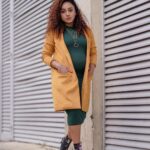Pearle Maaney Instagram - One step at a time... there’s no need to rush... it’s like learning to fly or falling in love ❤️😋 . #LudoNetflix Promotions . . Stylist : @asaniya_nazrin Photography : @jiksonphotography MUA : @femy_Antony_makeup_artist Outfit : @ans_hautecouture_official