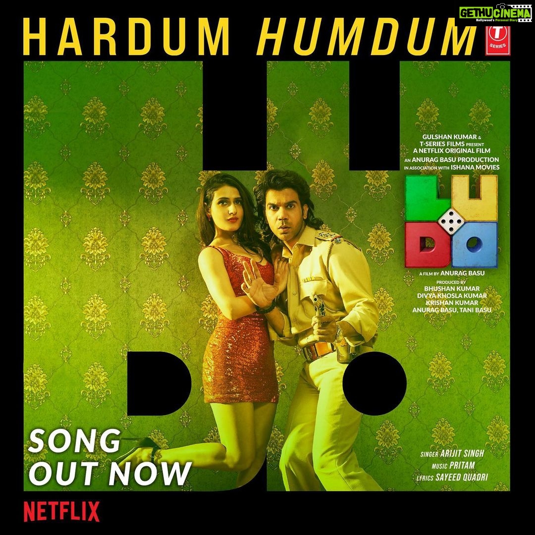 Pearle Maaney Instagram - Netflix's #Ludo’s #HardumHumdum shows how the concept of true love and forever never go out of style! Song out now! @bachchan @adityaroykapur @rajkummar_rao @pankajtripathi @sanyamalhotra_ @fatimasanashaikh @pearlemaany @rohitsaraf10 @inayatverma22 @ashanegi @itsshalinivatsa @anuragbasuofficial #BhushanKumar @divyakhoslakumar @ipritamofficial @tanibasu #KrishanKumar #AnuragBasuProductions @tseries.official @tseriesfilms @arijitsingh @netflix_in