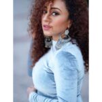 Pearle Maaney Instagram - Sending You All Love, Positivity, Blessings and Happiness ❤️😊🧿 I Love You All 🌸 . . . . Click @jiksonphotography @lightsoncreations Styling @asaniya_nazrin