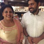 Pearle Maaney Instagram - Happy Birthday Nivin !! When Pauly met my mom Molly 😋 @nivinpaulyactor . . Also wishing the best for his upcoming movie @padavettumovie ❤️