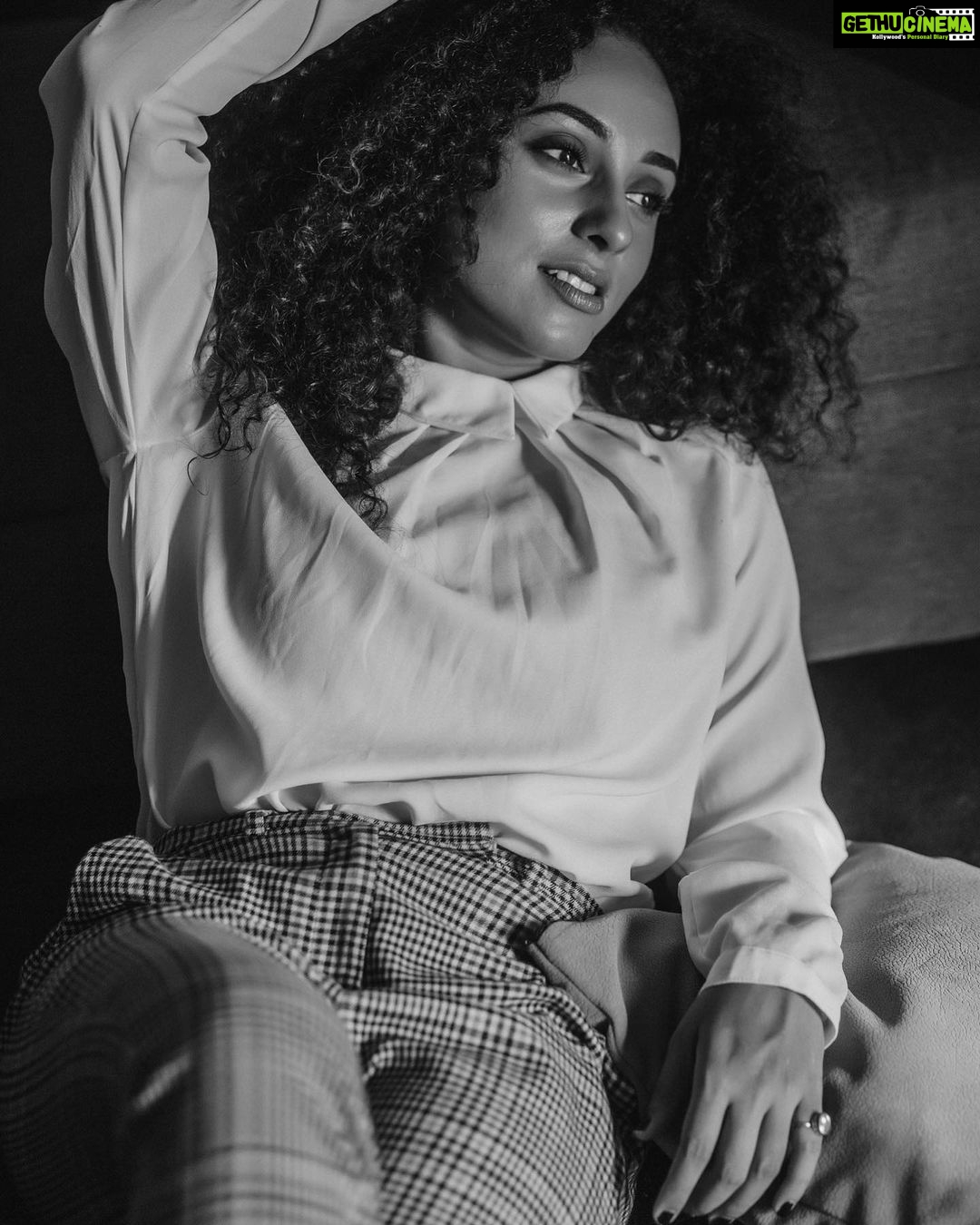 Pearle Maaney Instagram - Stay home... Stay Calm. ❤️
