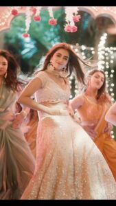 Pooja Hegde Instagram - On Popular demand… 😂🤗 I see all the tags, comments and love on this dance bit..Thank you ❤️ Keep it coming.. 😘😉 #arabickuttu