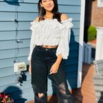 Pooja Jhaveri Instagram - Just the happy me ! . . #signaturepose #livingmybestlife #newyork #cityofdreams #usa #usdiaries #nofilter New York City, N.Y.