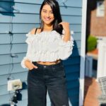 Pooja Jhaveri Instagram - Just the happy me ! . . #signaturepose #livingmybestlife #newyork #cityofdreams #usa #usdiaries #nofilter New York City, N.Y.