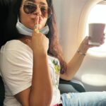 Poonam Bajwa Instagram - Cant eat as many Gems so wearing them on my fingers🤣!Thank you @hairstylebynisha for these crystals …they are cheering me up already 😆🥰new found obsession #socalledgrownup#keralabound#workmodealmoston# Chhatrapati Shivaji International Airport Mumbai T2