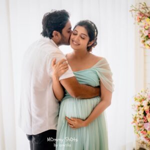Pranitha Subhash Instagram - Love is the only emotion that can bring a life into this world 🧿

Thankyou @mommyshotsbyamrita for these pictures ❤️

Backdrop- @birthday0365 
Mua - @makeupbyyashy