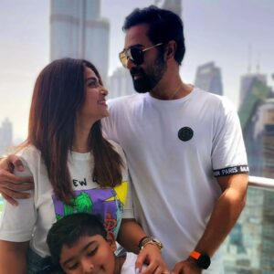 Prasanna Instagram - It's our 10th! It wasnt that easy all the way. It wasn't all that rosy as it seems. We have had our share of fights and disagreements. I've broken promises. I've broken your heart too. But you always chose to stick with me with so much of love and have won me over time and again. There can't be anything more purer and stronger than your love. You fill my heart and soul. Love you kannamma @realactress_sneha Happppppy anniversary to us. Cheers to growing old together ❤️