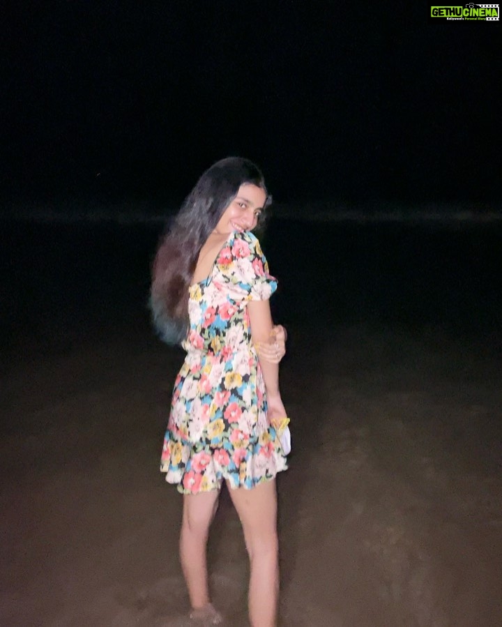 Priya Varrier Instagram - #tb 🌊 Sri Lanka