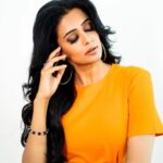 Priyamani Instagram - When in doubt …wear orange ❤️❤️❤️❤️ Outfit : @zara Styling : @mehekshetty ❤️❤️ 📸: @v_capturesphotography MUH : @pradeep_makeup @shobhahawale Personal assistant: @ravi_here_ #etv #dhee14dancingicon #orangeisthenewblack #lovemylife