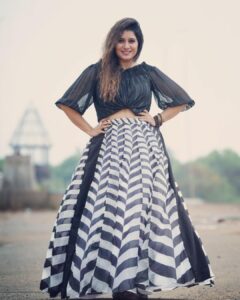 Priyanka Deshpande Instagram - Heal, learn, grow, love🤍
.
.
.
.
📸: @camcrowphotographi 🤍
👗: @styl_chennai 🤍
