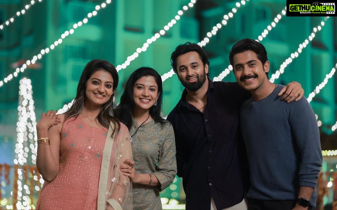 Priyanka Nair Instagram - #12thman 😍 #📸 @bennet_m_varghese #disneyplushotstarmalayalam @sshivadaoffcl @iamunnimukundan @anu.mohan.k #mohanlal #jeethujoseph #aashirvadcinemas