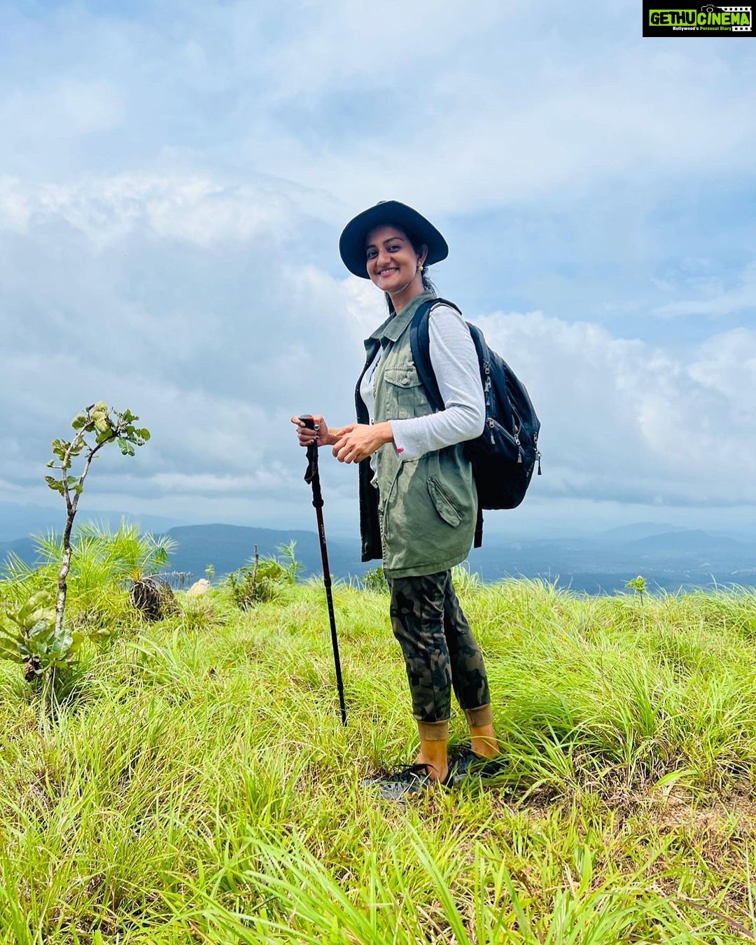Priyanka Nair Instagram - Varayadumotta Trek - 12 hours of climbing up and down in mist and rain, though the weather wasn't kind enough with camera we managed to click this much. @dhanyasanalk @invicto_dios #trekking#varayadumotta#trivandum#ponmudi#ponmudihills#travelphotography#priyankanair