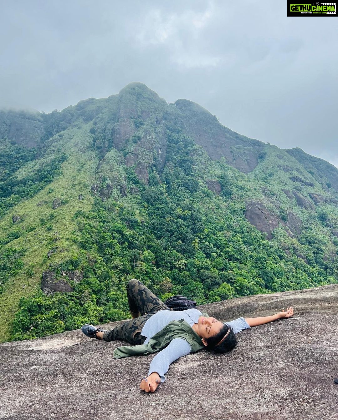 Priyanka Nair Instagram - Varayadumotta Trek - 12 hours of climbing up and down in mist and rain, though the weather wasn't kind enough with camera we managed to click this much. @dhanyasanalk @invicto_dios #trekking#varayadumotta#trivandum#ponmudi#ponmudihills#travelphotography#priyankanair