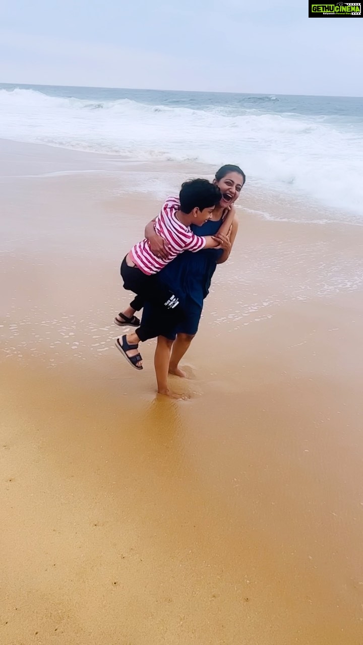 Priyanka Nair Instagram - Mine ❤️ #orudaivamthanthapoovae#reels#reelsinstagram#priyankanair