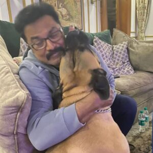 R. Sarathkumar Instagram - Getting back home after 25 days shoot at Hyderabad for thalapathy 66 and spending  time with Thor
