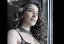Raai Laxmi Instagram - ….because every picture tells a story… 🌹