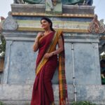 Rachitha Mahalakshmi Instagram – They say there is a shade of red for every woman……. And ya they said that right…. 🔥
:
#sareelove @nethraa_xclusiv ❤️
:
#idhusollamarandhakadhai 
#supportwomenentrepreneurs🙋🏼💪🏻