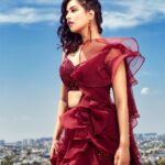 Raiza Wilson Instagram - Outfit - @naziasyedofficial Hair and make up team - @ramya_mua Location - @ramadaplazachennai Photographer- @rahuldev1177 Edit - @the_pixchanger
