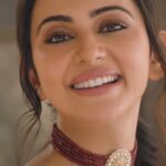 Rakul Preet Singh Instagram - This wedding season, shop for your favourite Coloressence products at amazing offers from www.coloressence.com, kyunki yeh hai season sajne ka! . #rakulxcoloressence #seasonsajneka #shaadikamausam