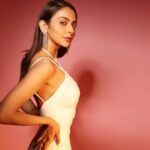 Rakul Preet Singh Instagram – Why fit in when you were born to stand out 😜