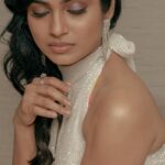 Ramya Pandian Instagram - S.N.O.W.F.L.A.K.E 🤍 Outfit : @sidneysladen Photography : @anupamasindhia Make up : @kalwon_beauty Hair stylist : @ganesh_hair_architect Accessories : @original_narayanapearls #ramyapandian