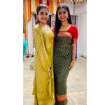 Rashmika Mandanna Instagram - Today my friend @raaginimuddaiah got married.. (and I don’t have a picture with her from today 😣) but I wouldn’t have missed it for the world! After missing a 4 AM flight and having my flights delayed 4-5 times.. 🥲 thank god, I finally made it to her wedding! 🥰 And OMG! what a beautiful bride she is.. ❤️❤️ Ahhh.. and these girls.. I literally grew up with these girls.. ❤️ it’s been 17 years since I’ve known them and nothing’s changed at all.. ❤️ They keep me sane.. they keep me rooted.. they keep me happy.. and these are my girls.. ❤️ So so glad today I got to see them! I wanted to share a lil something from my personal space with you all.. 😉❤️ This is how your Rashmika was before most of you have known her and looks like nothing has changed! 😄❤️