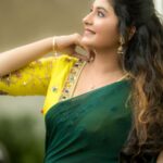 Reshmi Menon Instagram – Read those signs. Take the chance make a change 😊
A fun quick shoot with 

Makeup @kaviyaartistry_off 
Hairstyle @priyanga_makeover_artistry 
Costume @yoshnasbyela 
Photography @camerasenthil @rrajeshananda