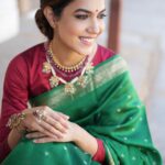 Ritu Varma Instagram - Channeling my inner desi girl ✨ @anitakamaraj @beingroofa @pothysofficial @aaharya @abhiramisivakumar @saisubha_hairstylist